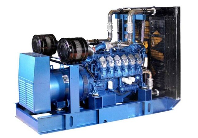 阿尔山康明斯30kw小型柴油二手发电机组 阿尔山康明斯30kw小型柴油二手发电机组