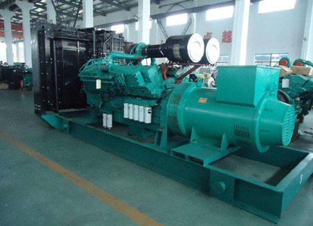 阿尔山800kw康明斯柴油发电机组图片 阿尔山800kw康明斯柴油发电机组图片